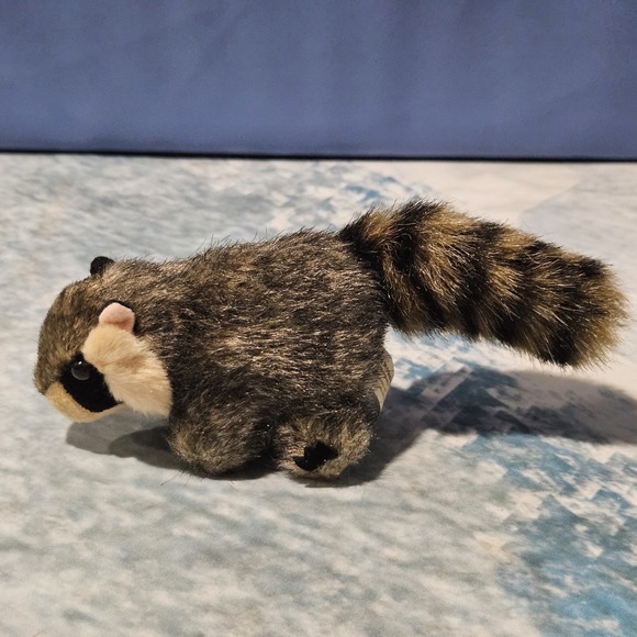 Folkmanis Puppets Other - Folkmanis Raccoon Finger Puppet Plush 4"‎ 17-YM-016